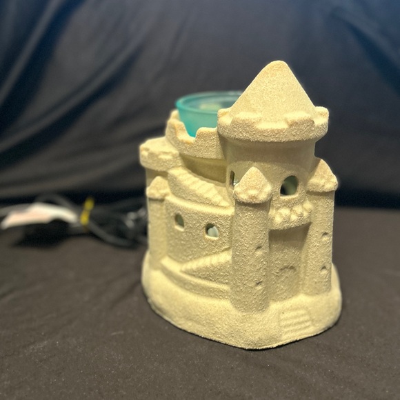Scentsy Other - Scentsy sandcastle warmer